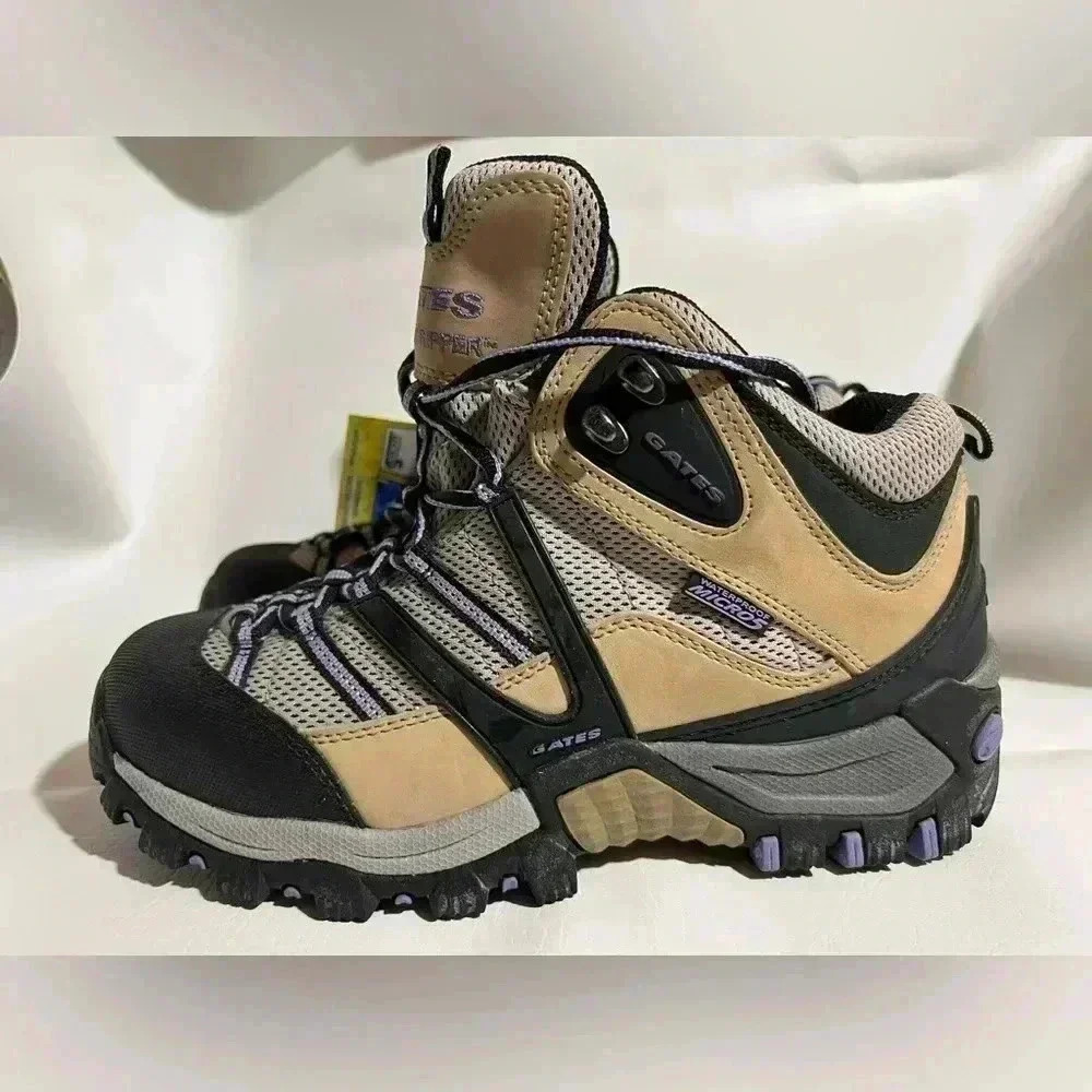 NWT Gates Men’s Hiking Boots
